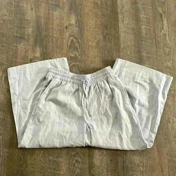 Banana Republic Linen-Blend Easy Crop Pant - Picture 2 of 8